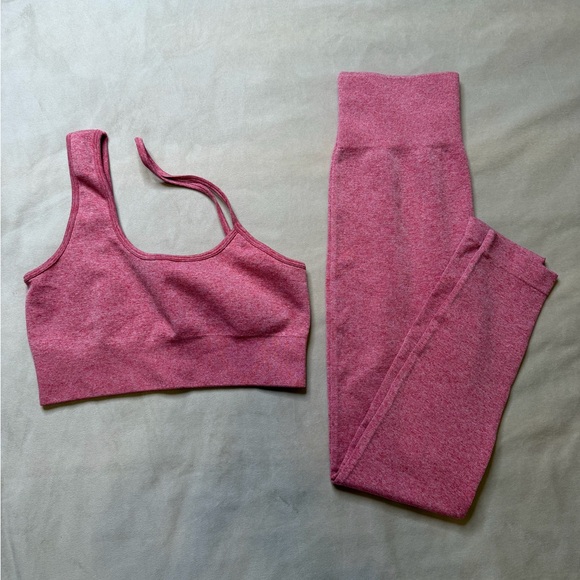 2 workout sets - Picture 2 of 5